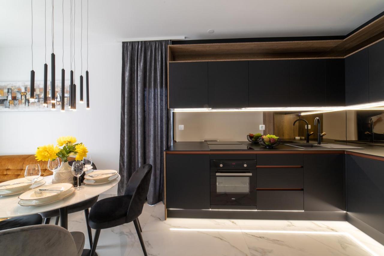 Luxury Apartment Vagabundo 2 Free Parking Trogir Exterior photo