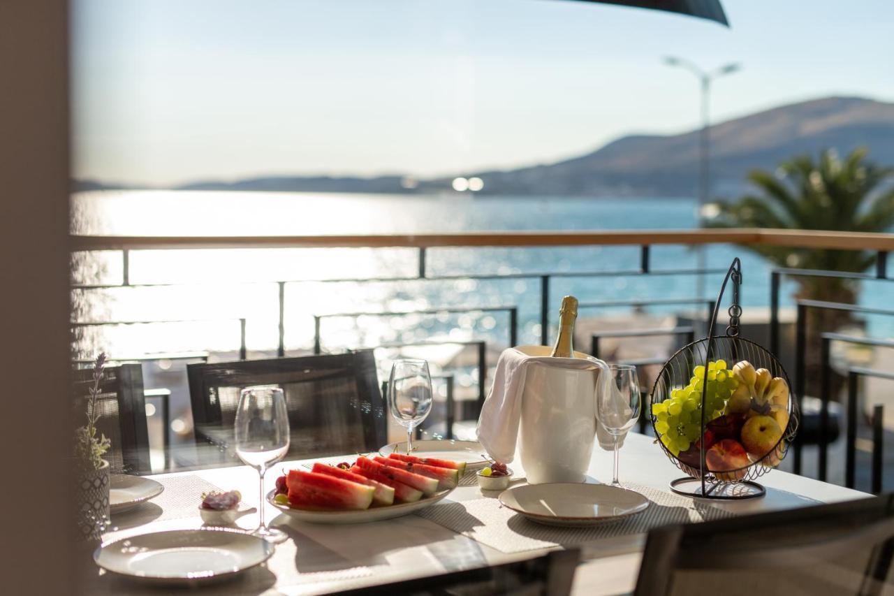 Luxury Apartment Vagabundo 2 Free Parking Trogir Exterior photo